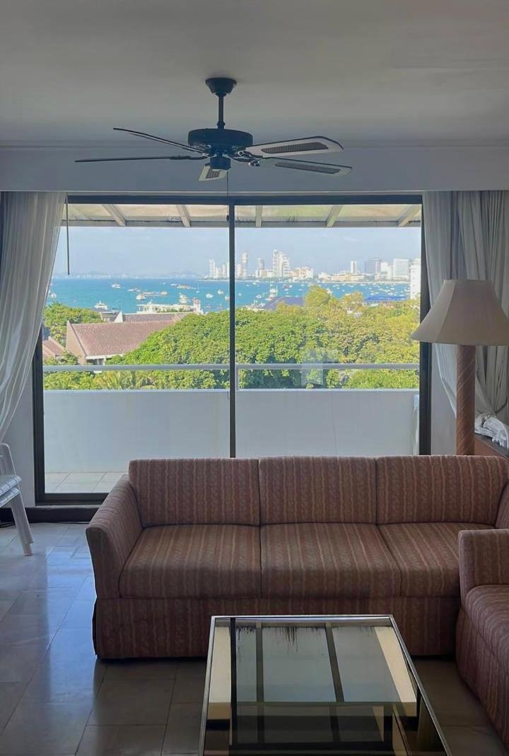 The Monaco Residence Pattaya Bagian luar foto