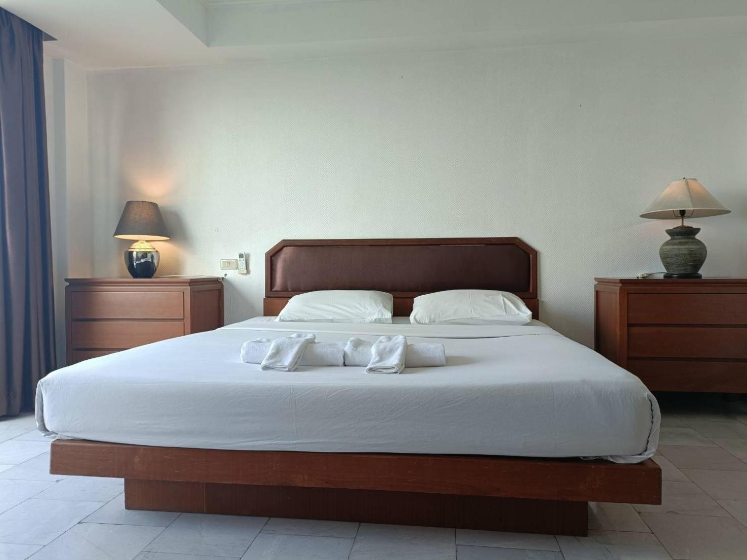 The Monaco Residence Pattaya Bagian luar foto