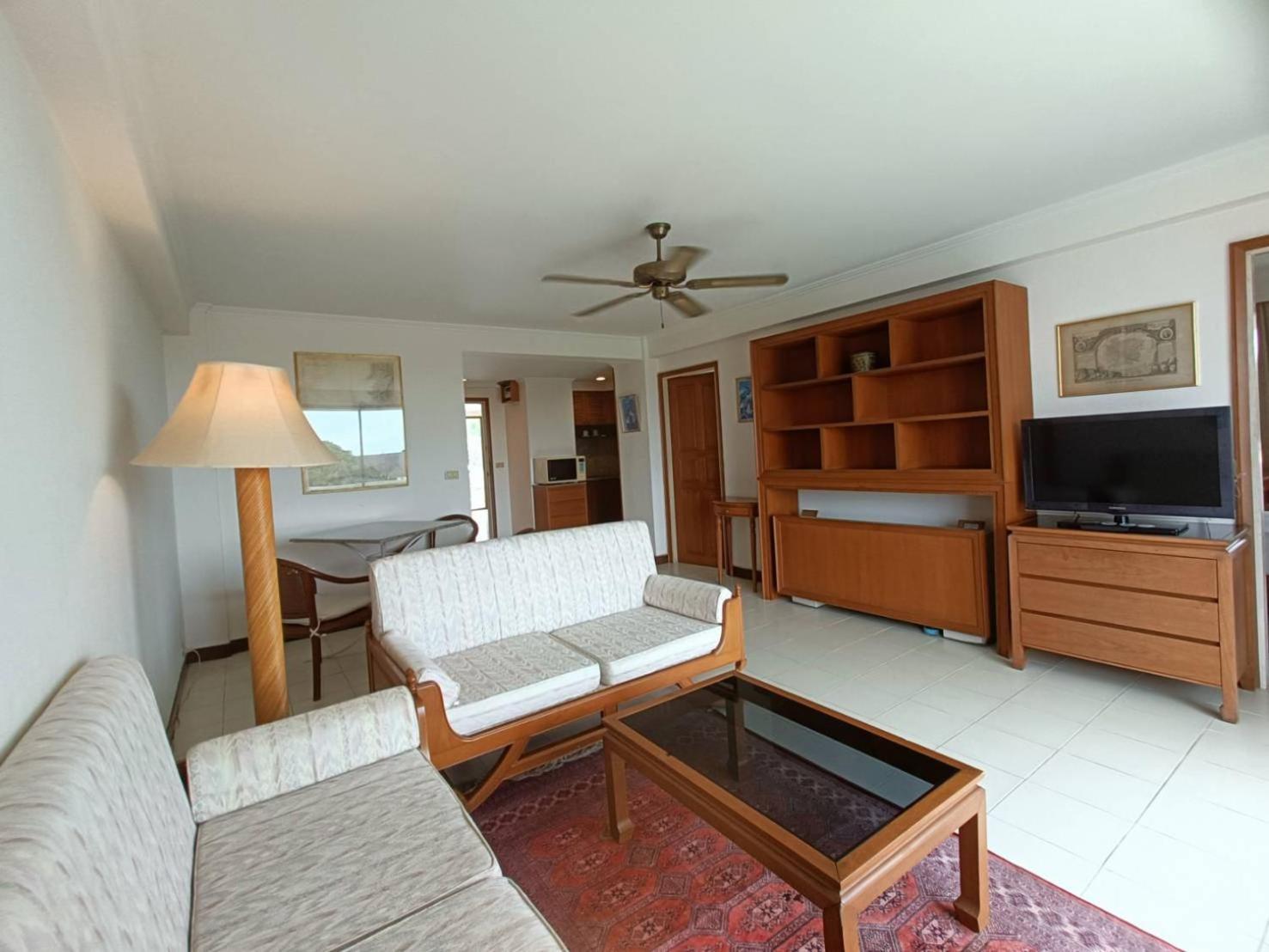 The Monaco Residence Pattaya Bagian luar foto