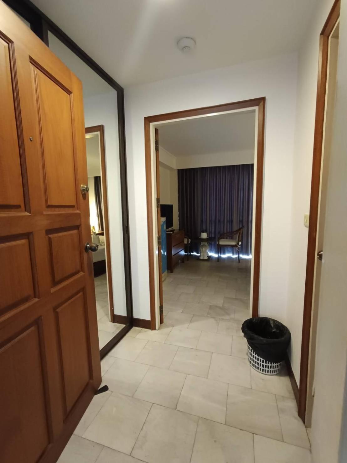 The Monaco Residence Pattaya Bagian luar foto
